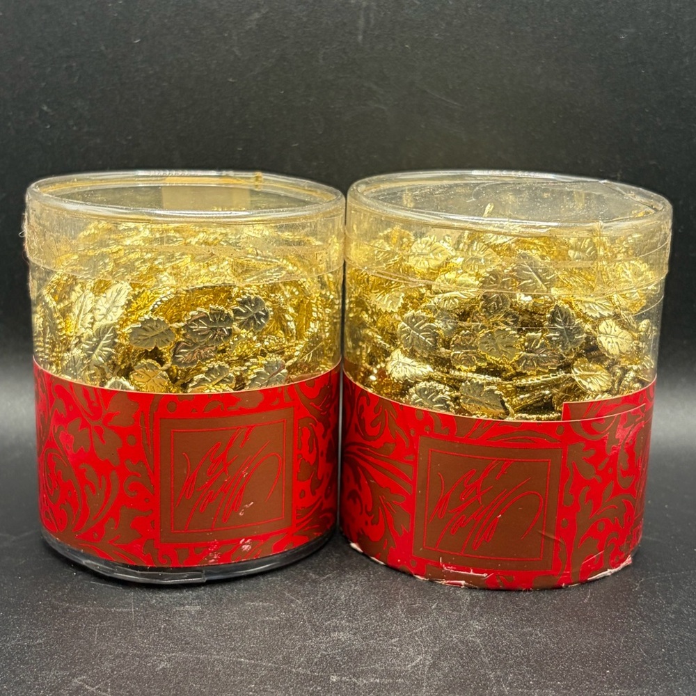 NWT Lord & Taylor Vintage Gold Tone Leaf Motif Holiday Garland Christmas Decor
